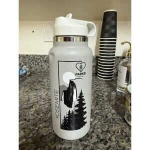 Hydro Flask Yosemite National Park 32oz Wide Mouth Limited Edition Bottle